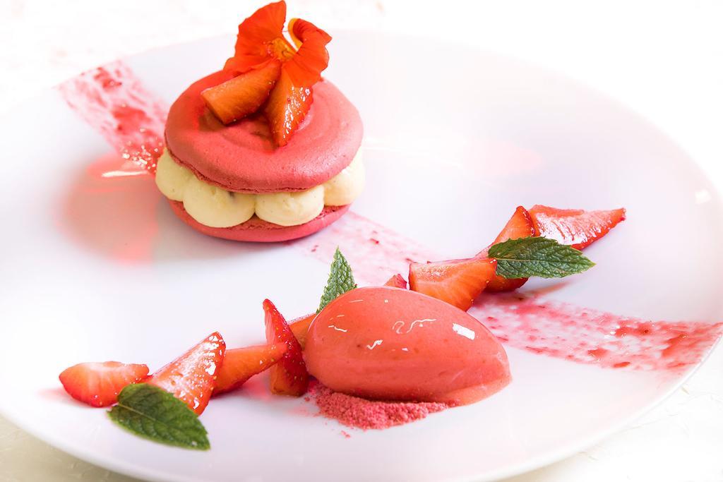Logis Hotel - Restaurant - Spa - Le Relais De Farrou Villefranche-de-Rouergue Dış mekan fotoğraf